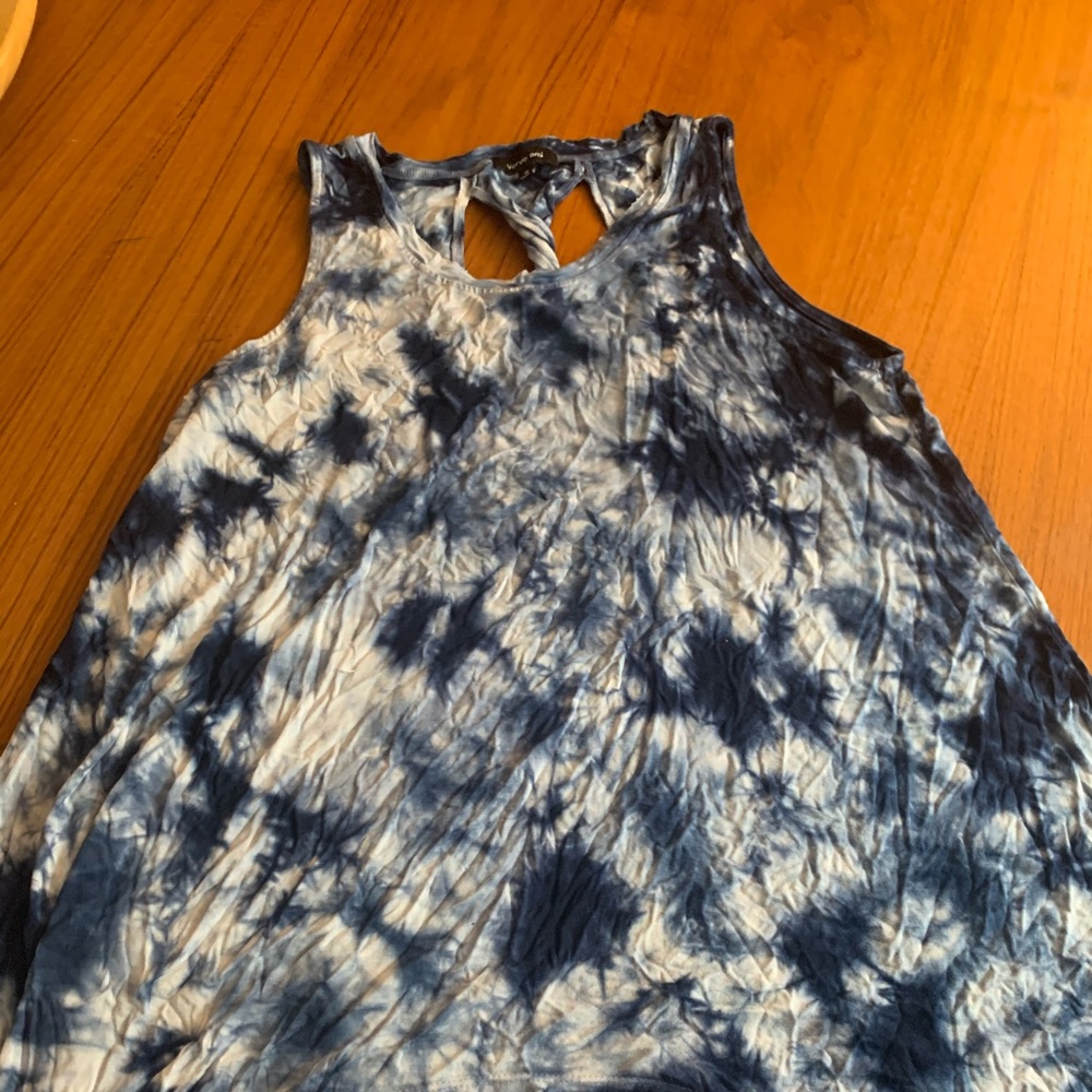 Tie die shirt